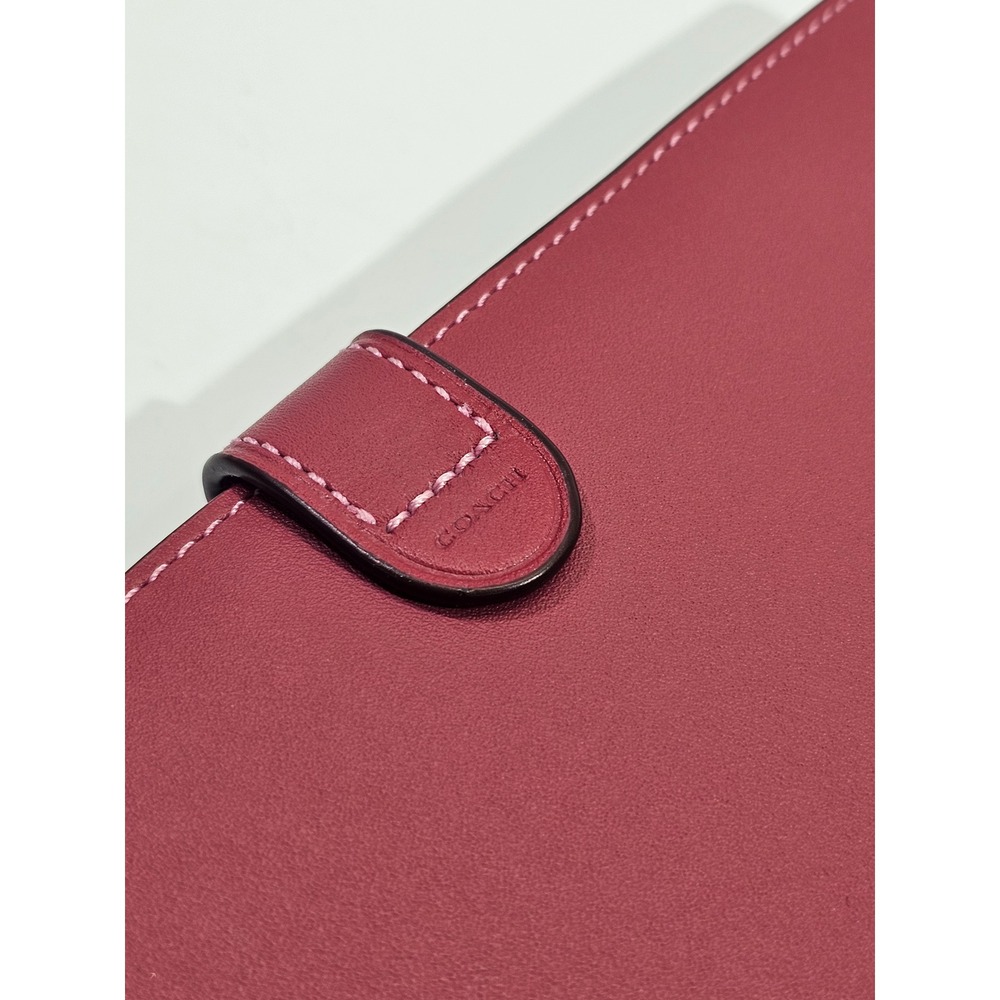 Coach Glovetanned Leather Notebook Cover Turnlock Magenta Pink w/ Pen & Journal - Picture 4 of 10